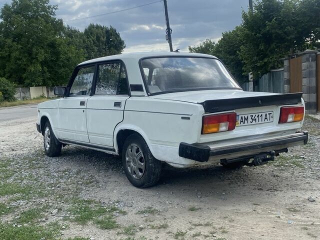 Белый ВАЗ 2105, объемом двигателя 1.6 л и пробегом 25 тыс. км за 650 $, фото 1 на Automoto.ua