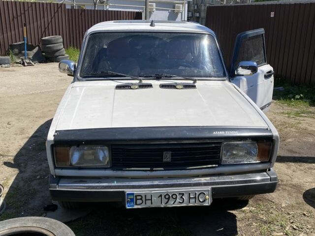 Белый ВАЗ 2105, объемом двигателя 0 л и пробегом 3 тыс. км за 571 $, фото 1 на Automoto.ua