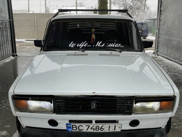 Белый ВАЗ 2105, объемом двигателя 1.5 л и пробегом 3 тыс. км за 900 $, фото 1 на Automoto.ua