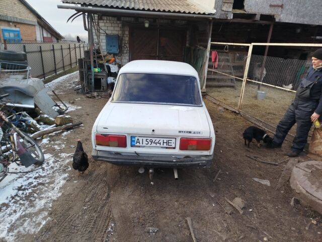 Белый ВАЗ 2105, объемом двигателя 1.5 л и пробегом 200 тыс. км за 532 $, фото 1 на Automoto.ua