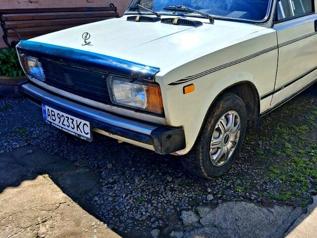 Белый ВАЗ 2105, объемом двигателя 1.5 л и пробегом 230 тыс. км за 499 $, фото 1 на Automoto.ua
