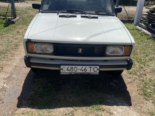 Белый ВАЗ 2105, объемом двигателя 1.5 л и пробегом 76 тыс. км за 900 $, фото 1 на Automoto.ua
