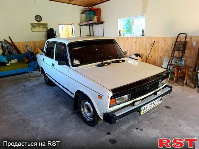 Белый ВАЗ 2105, объемом двигателя 1.5 л и пробегом 96 тыс. км за 450 $, фото 1 на Automoto.ua