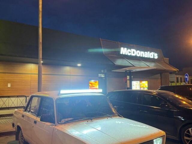 Белый ВАЗ 2105, объемом двигателя 1.5 л и пробегом 90 тыс. км за 571 $, фото 1 на Automoto.ua