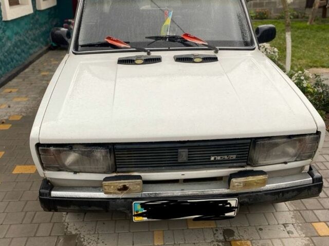 Білий ВАЗ 2105, об'ємом двигуна 0 л та пробігом 1000 тис. км за 2428 $, фото 1 на Automoto.ua