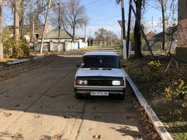 Белый ВАЗ 2105, объемом двигателя 1.7 л и пробегом 250 тыс. км за 850 $, фото 1 на Automoto.ua