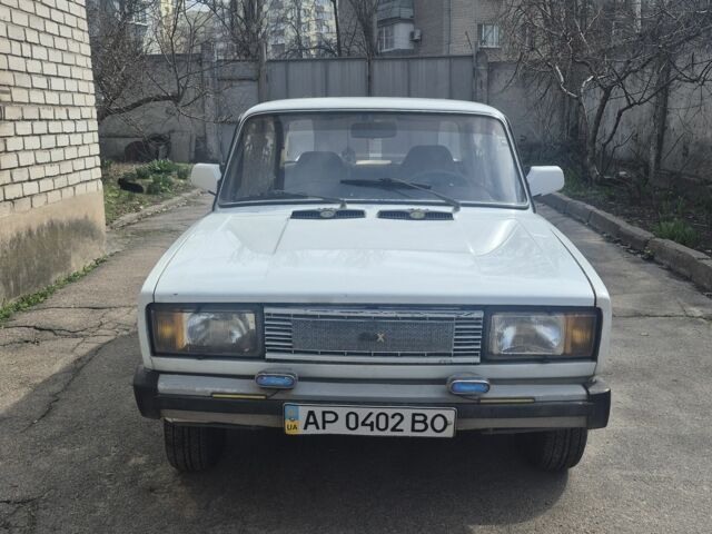 Белый ВАЗ 2105, объемом двигателя 0 л и пробегом 120 тыс. км за 1152 $, фото 1 на Automoto.ua