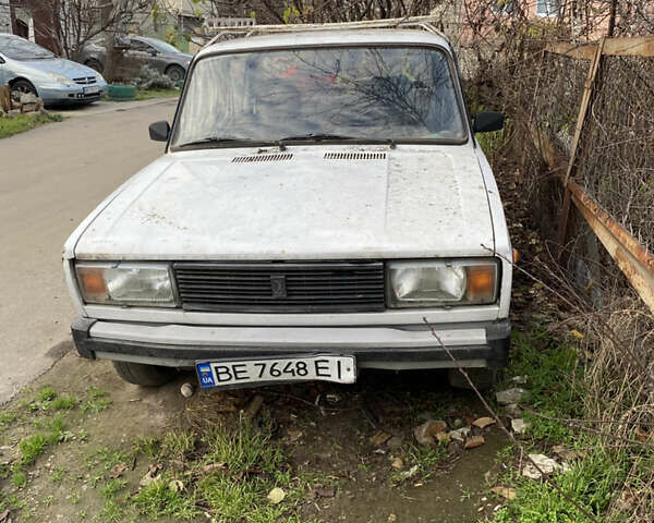 Білий ВАЗ 2105, об'ємом двигуна 1.5 л та пробігом 600 тис. км за 550 $, фото 1 на Automoto.ua
