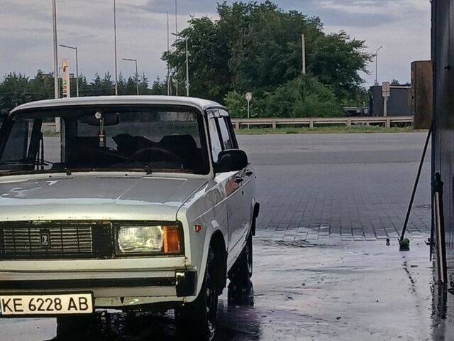 Білий ВАЗ 2105, об'ємом двигуна 1.5 л та пробігом 68 тис. км за 383 $, фото 1 на Automoto.ua