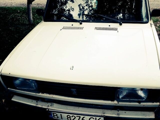 Белый ВАЗ 2105, объемом двигателя 1.3 л и пробегом 777 тыс. км за 417 $, фото 1 на Automoto.ua