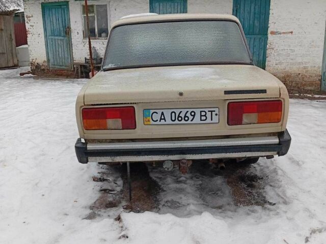 Бежевый ВАЗ 2105, объемом двигателя 1.5 л и пробегом 95 тыс. км за 536 $, фото 1 на Automoto.ua