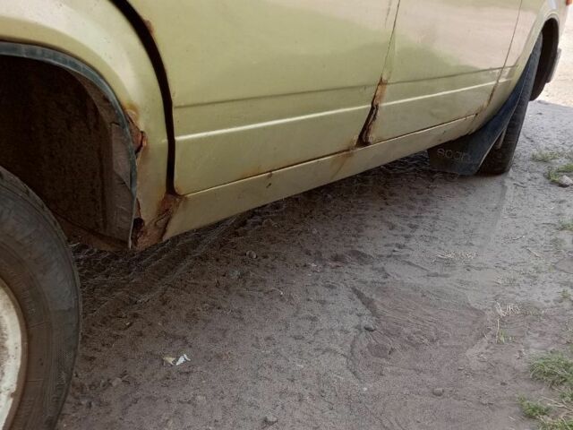 Бежевый ВАЗ 2105, объемом двигателя 1.2 л и пробегом 1000 тыс. км за 357 $, фото 1 на Automoto.ua