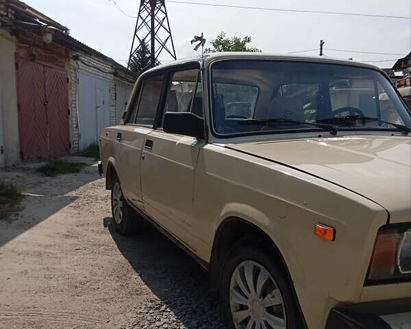 Бежевий ВАЗ 2105, об'ємом двигуна 1.2 л та пробігом 80 тис. км за 800 $, фото 1 на Automoto.ua