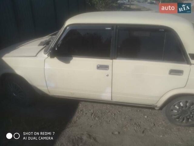 Бежевый ВАЗ 2105, объемом двигателя 1.3 л и пробегом 130 тыс. км за 520 $, фото 1 на Automoto.ua