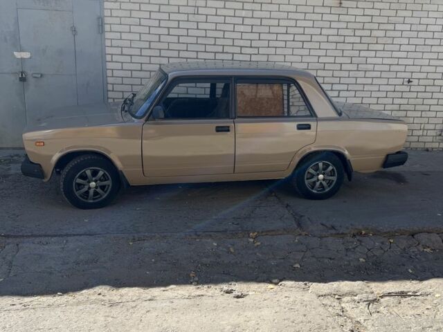 Бежевий ВАЗ 2105, об'ємом двигуна 1.3 л та пробігом 3 тис. км за 954 $, фото 1 на Automoto.ua