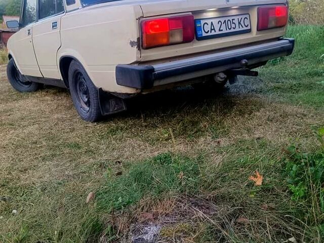 Бежевый ВАЗ 2105, объемом двигателя 1.3 л и пробегом 70 тыс. км за 700 $, фото 1 на Automoto.ua