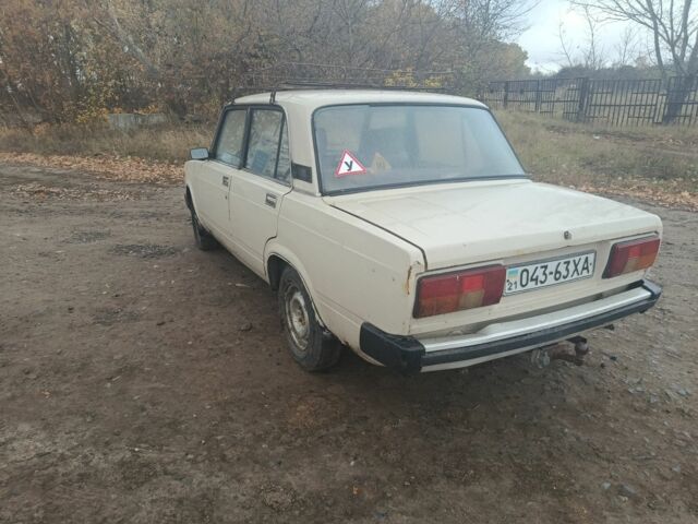 ВАЗ 2105 1985 в Чугуеве на Automoto.ua Бежевый ВАЗ 2105, объемом двигателя 1.5 л и пробегом 140 тыс. км за 380 $, фото 1 на Automoto.ua