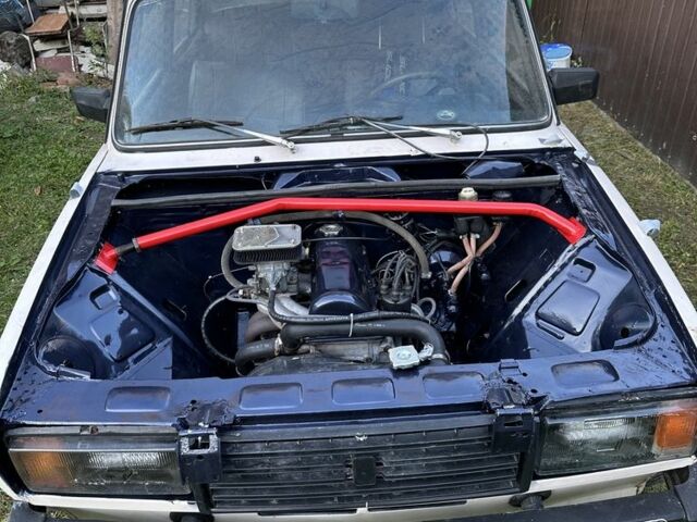 Бежевый ВАЗ 2105, объемом двигателя 1.5 л и пробегом 100 тыс. км за 1200 $, фото 1 на Automoto.ua