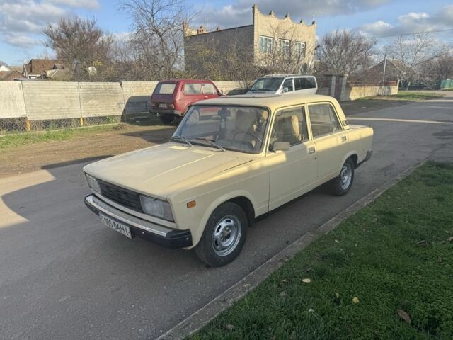 Бежевый ВАЗ 2105, объемом двигателя 1.3 л и пробегом 100 тыс. км за 850 $, фото 1 на Automoto.ua