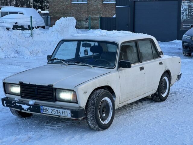 Бежевий ВАЗ 2105, об'ємом двигуна 1.5 л та пробігом 380 тис. км за 1250 $, фото 1 на Automoto.ua