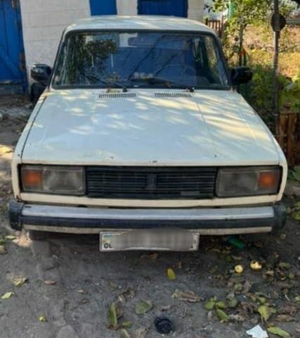 Бежевый ВАЗ 2105, объемом двигателя 0 л и пробегом 100 тыс. км за 429 $, фото 1 на Automoto.ua