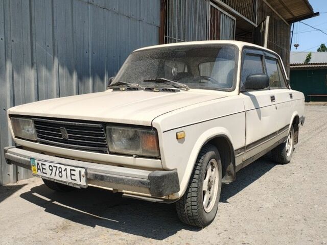 Бежевый ВАЗ 2105, объемом двигателя 0 л и пробегом 90 тыс. км за 750 $, фото 1 на Automoto.ua