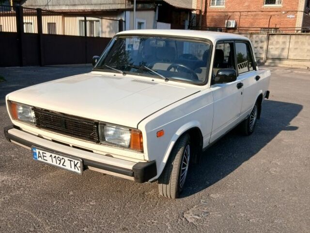 Бежевый ВАЗ 2105, объемом двигателя 1.5 л и пробегом 36 тыс. км за 1000 $, фото 1 на Automoto.ua