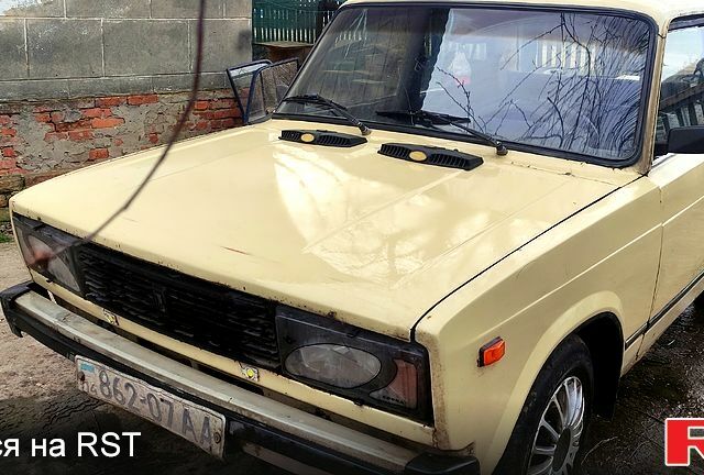 Бежевый ВАЗ 2105, объемом двигателя 1.3 л и пробегом 175 тыс. км за 400 $, фото 1 на Automoto.ua