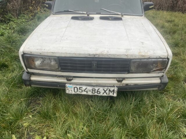Бежевый ВАЗ 2105, объемом двигателя 1.5 л и пробегом 1000 тыс. км за 249 $, фото 1 на Automoto.ua