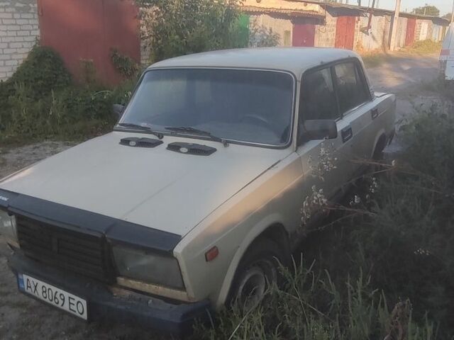 Бежевый ВАЗ 2105, объемом двигателя 1 л и пробегом 250 тыс. км за 450 $, фото 1 на Automoto.ua