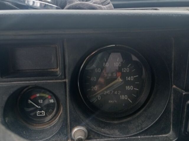 Бежевый ВАЗ 2105, объемом двигателя 1 л и пробегом 1000 тыс. км за 318 $, фото 1 на Automoto.ua