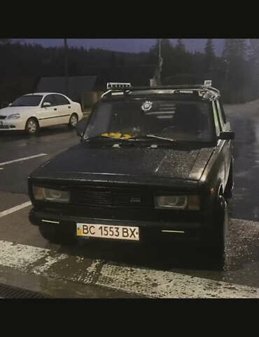 Черный ВАЗ 2105, объемом двигателя 1.5 л и пробегом 555 тыс. км за 1000 $, фото 1 на Automoto.ua