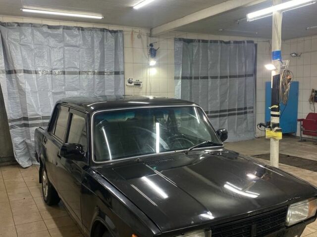 Чорний ВАЗ 2105, об'ємом двигуна 1.5 л та пробігом 87 тис. км за 500 $, фото 1 на Automoto.ua