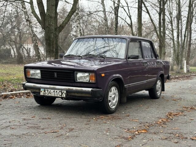 Фіолетовий ВАЗ 2105, об'ємом двигуна 1.5 л та пробігом 95 тис. км за 1100 $, фото 1 на Automoto.ua