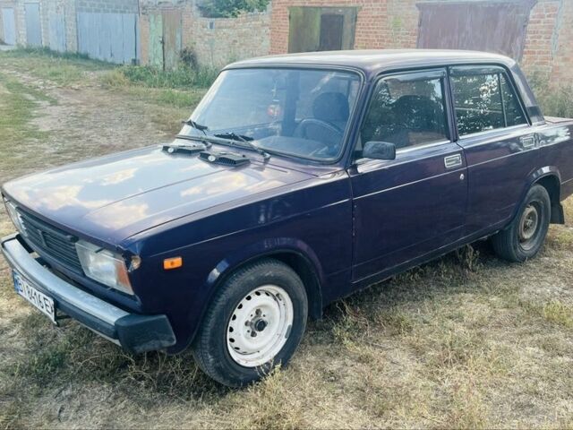 Фиолетовый ВАЗ 2105, объемом двигателя 1.5 л и пробегом 100 тыс. км за 718 $, фото 1 на Automoto.ua