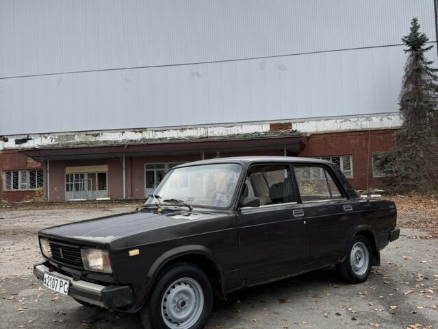 Коричневий ВАЗ 2105, об'ємом двигуна 1.3 л та пробігом 100 тис. км за 650 $, фото 1 на Automoto.ua
