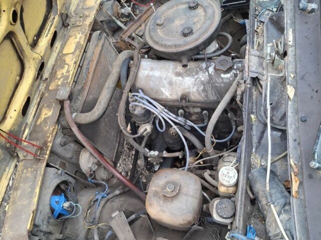 Коричневый ВАЗ 2105, объемом двигателя 1.3 л и пробегом 500 тыс. км за 262 $, фото 1 на Automoto.ua