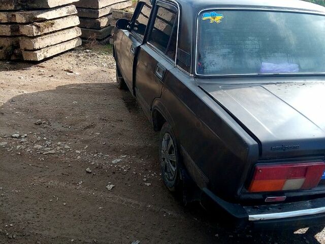 Коричневый ВАЗ 2105, объемом двигателя 1.3 л и пробегом 100 тыс. км за 700 $, фото 1 на Automoto.ua