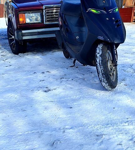 Красный ВАЗ 2105, объемом двигателя 1.5 л и пробегом 0 тыс. км за 1050 $, фото 1 на Automoto.ua