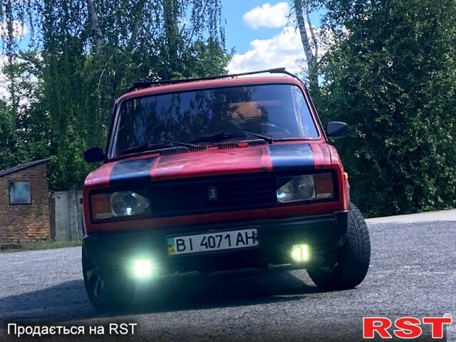 Красный ВАЗ 2105, объемом двигателя 1.3 л и пробегом 0 тыс. км за 650 $, фото 1 на Automoto.ua