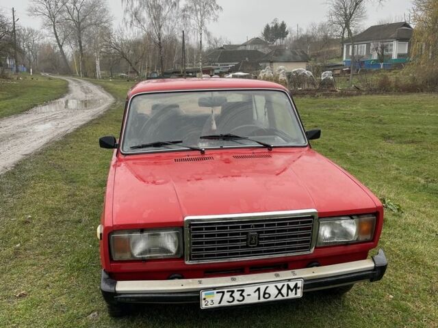 Красный ВАЗ 2105, объемом двигателя 1.3 л и пробегом 1000 тыс. км за 500 $, фото 1 на Automoto.ua