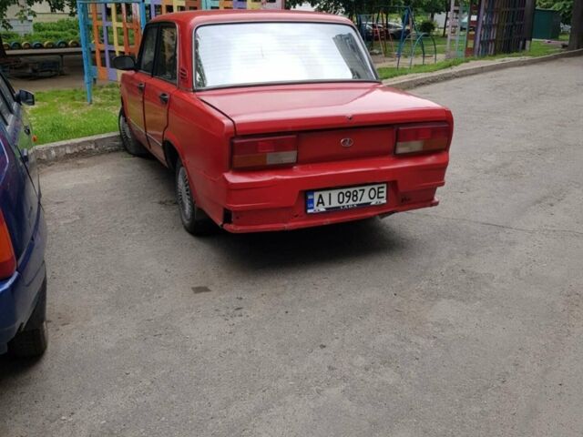 Красный ВАЗ 2105, объемом двигателя 1.3 л и пробегом 194 тыс. км за 999 $, фото 1 на Automoto.ua