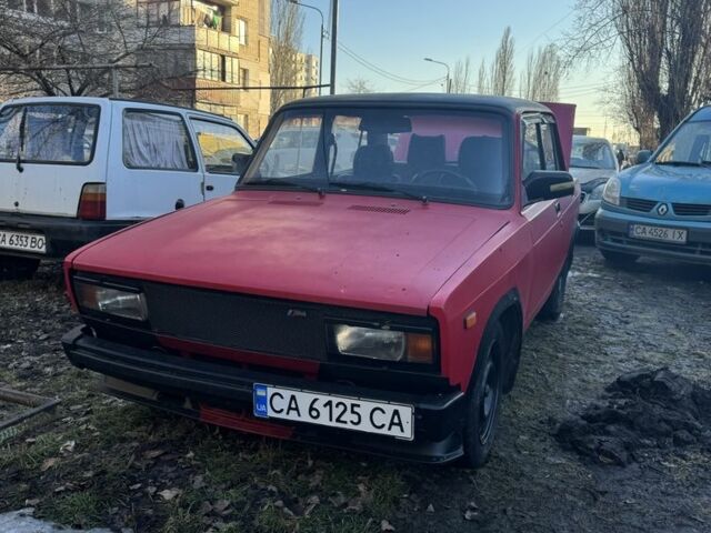 Красный ВАЗ 2105, объемом двигателя 1.3 л и пробегом 313 тыс. км за 890 $, фото 1 на Automoto.ua
