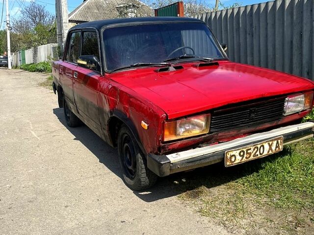 Красный ВАЗ 2105, объемом двигателя 1.3 л и пробегом 98 тыс. км за 350 $, фото 1 на Automoto.ua