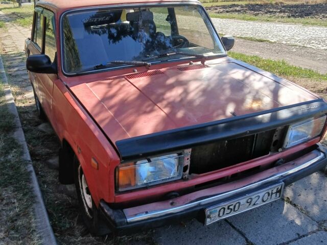 Червоний ВАЗ 2105, об'ємом двигуна 1.3 л та пробігом 1000 тис. км за 300 $, фото 1 на Automoto.ua