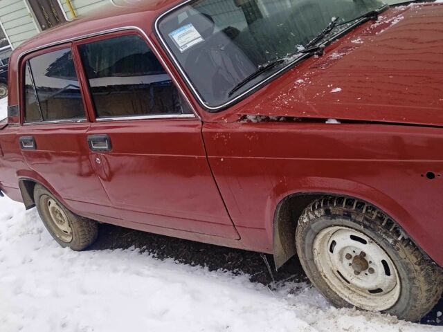 Красный ВАЗ 2105, объемом двигателя 0 л и пробегом 1 тыс. км за 371 $, фото 1 на Automoto.ua