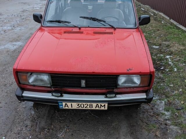 Красный ВАЗ 2105, объемом двигателя 1 л и пробегом 3 тыс. км за 464 $, фото 1 на Automoto.ua