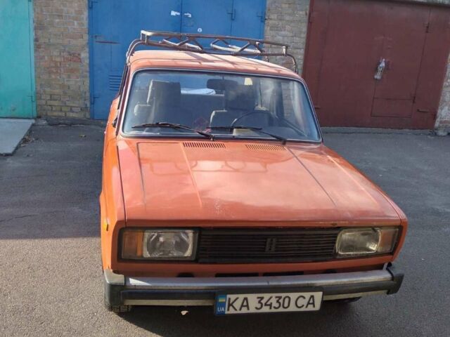 Красный ВАЗ 2105, объемом двигателя 1.2 л и пробегом 98 тыс. км за 1649 $, фото 1 на Automoto.ua