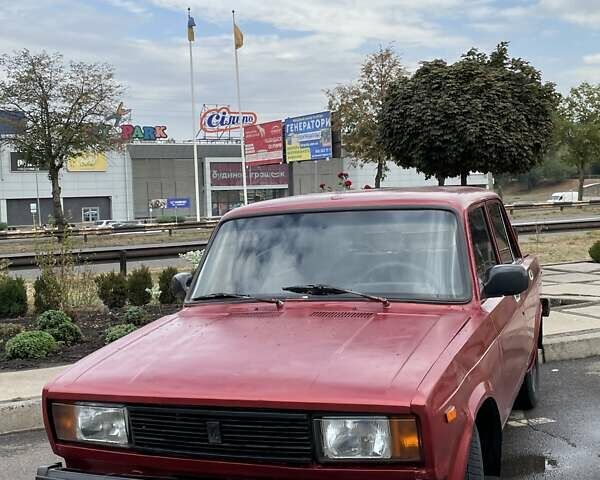Красный ВАЗ 2105, объемом двигателя 1.2 л и пробегом 666 тыс. км за 650 $, фото 1 на Automoto.ua
