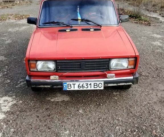 Червоний ВАЗ 2105, об'ємом двигуна 1.3 л та пробігом 68 тис. км за 800 $, фото 1 на Automoto.ua